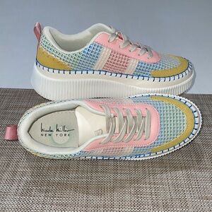 NWOT Nicole Miller Brita Bright Mixed Media Woven Platform Sneakers. Women's 8.